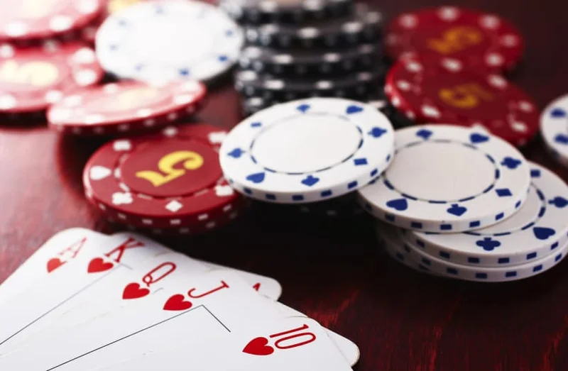 Tìm hiểu thông tin về Poker và luật chơi poker