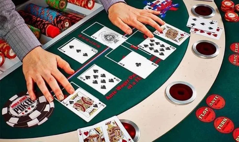 Tìm hiểu cách chơi poker phải biết quản lý vốn thông minh