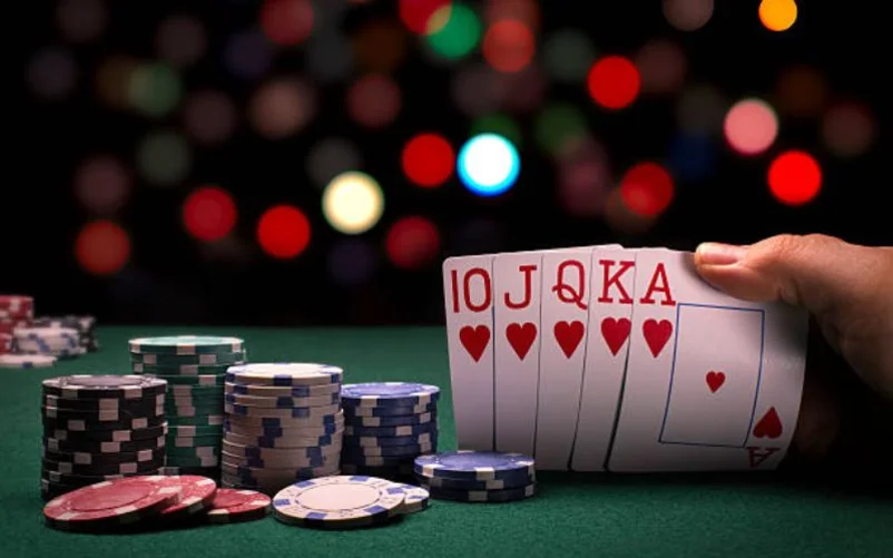 Tìm hiểu thông tin về Thùng phá sảnh poker