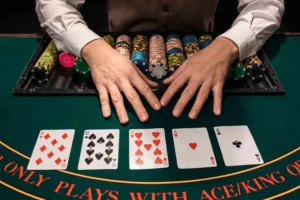 Cách tham gia chơi bài poker hiệu quả bằng cách áp dụng kinh nghiệm chơi poker